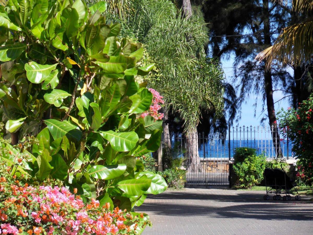 Beachfront Villa In A Beautiful And Secured Complex Flic en Flac Luaran gambar