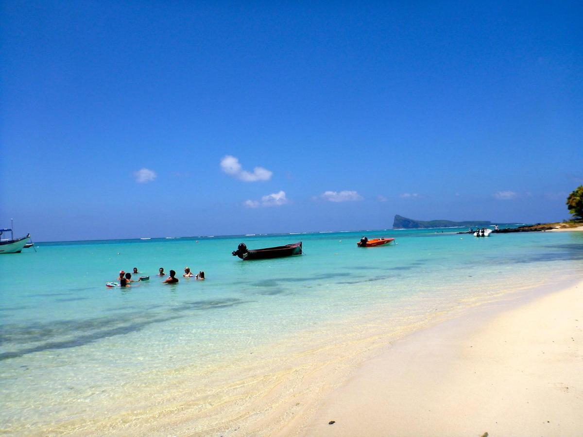 Beachfront Villa In A Beautiful And Secured Complex Flic en Flac Luaran gambar