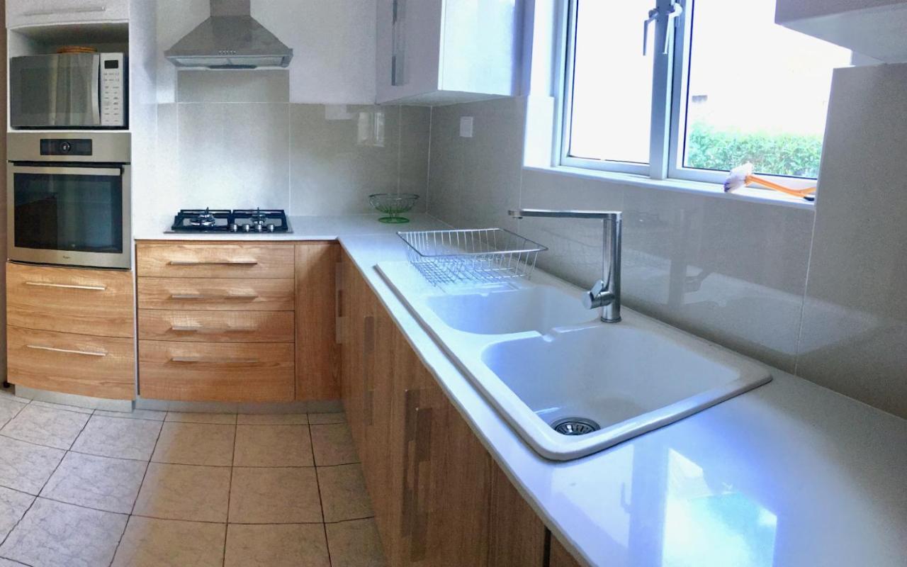Beachfront Villa In A Beautiful And Secured Complex Flic en Flac Luaran gambar